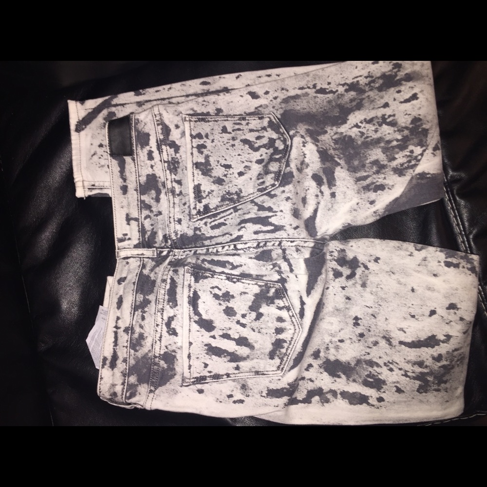 Zara Acid wash Bleached Skinny Jeans